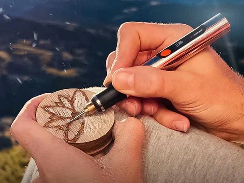 The Customizer Engraving Pen